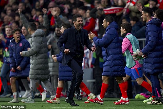 ยังมุ่งมั่น! ‘ซิเมโอเน่’ กลบข่าวลาตราหมี