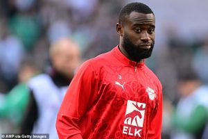 คนนี้รู้มือ! หงส์วางตัว ‘เกียร์เทราด้า’ เป้ารองหากวืด ‘ฟริมปง’