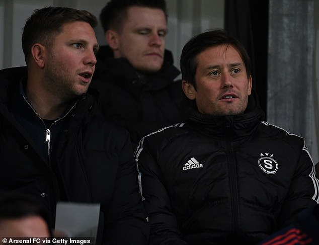 ‘พี่แป้ง’ มีปัญหาหัวใจถูกส่ง ICU กลับบ้านได้แล้ว