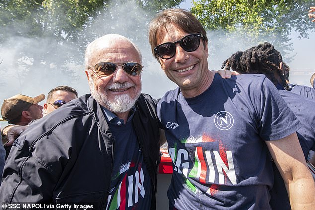 เพิ่งผ่านไป3วัน! ปธ.นาโปลีอวยพร ‘น้าคอน’ ขอให้โชคดี