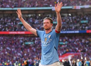 สื่อโหม KDB เซ็นฟรีนาโปลีหลังจบฤดูกาล