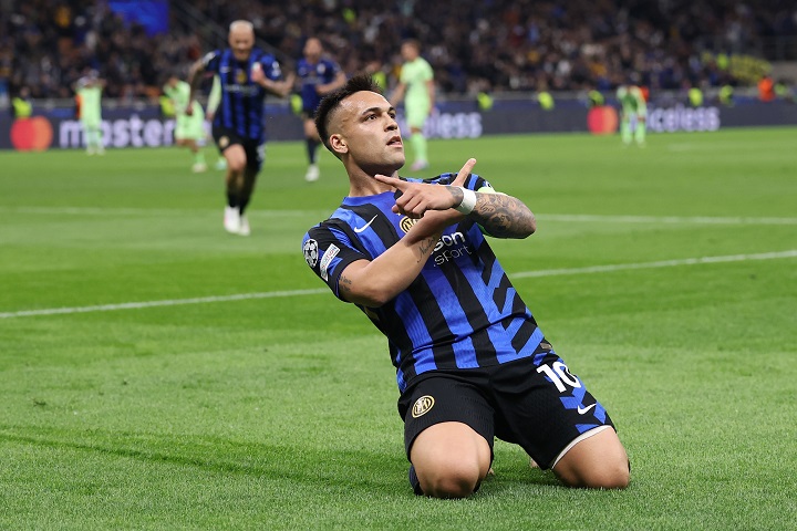 ‘เลาตาโร่’ ภูมิใจทุกคนเคารพ ‘งู’ ชุดนี้