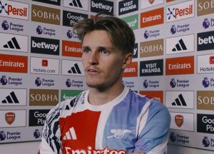 อุตส่าห์นำก่อน! ‘โอเดการ์ด’ สับฟอร์มปืนยอมรับไม่ได้