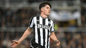 เรือสน ‘ลิฟราเมนโต้’ อุดรั่วแบ็คขวา