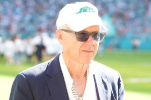 เจ้าของ ‘นิวยอร์ก เจ็ทส์’ ยื่น 190 ลป.ซื้อหุ้นพาเลซ