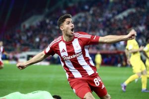 ไบรท์ตันจ่อคว้า ‘คอสตูลาส’ หอกดาวรุ่งกรีซ 34 ลป.