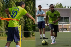 มีใจให้? ‘โฟฟาน่า’ ปีกลียงใส่เสื้อผีลงซ้อม