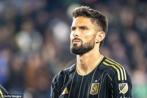 ‘หล่อเหลา’ ถกขั้นสุดท้ายลาแอลเอยืนหอกลีลล์