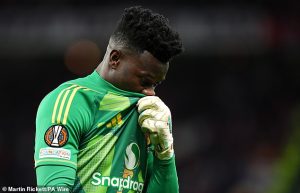 เชียร์คว้า ‘เอมี่’ ! ฟอสเตอร์เฉ่ง ‘บิ๊กโอ’ ไม่เก่งพอมือ 1 ผี