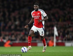 ปืนถกสัญญา ‘ปาร์เตย์’ ไม่คืบส่อแยกย้าย