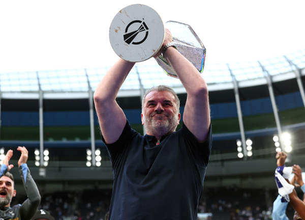 นี่แค่เริ่มต้น! ‘น้าแอนจ์’ เร้าไก่อย่าหยุดแค่แชมป์ยูโรป้า