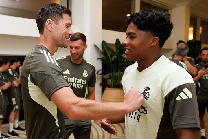 ‘เอนดริค’ หายเจ็บบินสมทบทัพราชันในอเมริกา