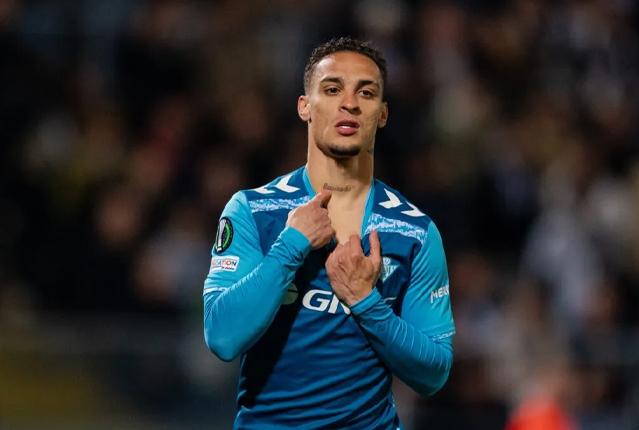 โคโม่ว้อนท์ดึง ‘แอนโทนี่’ ติดปีกแต่เจ้าตัวอยากซบเบติส