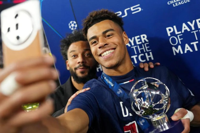 ‘ดูเอ้’ ทุบสถิติอายุน้อยสุดยิง+จ่ายนัดชิง UCL