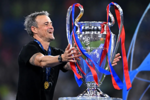 ‘น้าเก้’ เร้า PSG เดินหน้าต่อครองโลกฟุตบอล