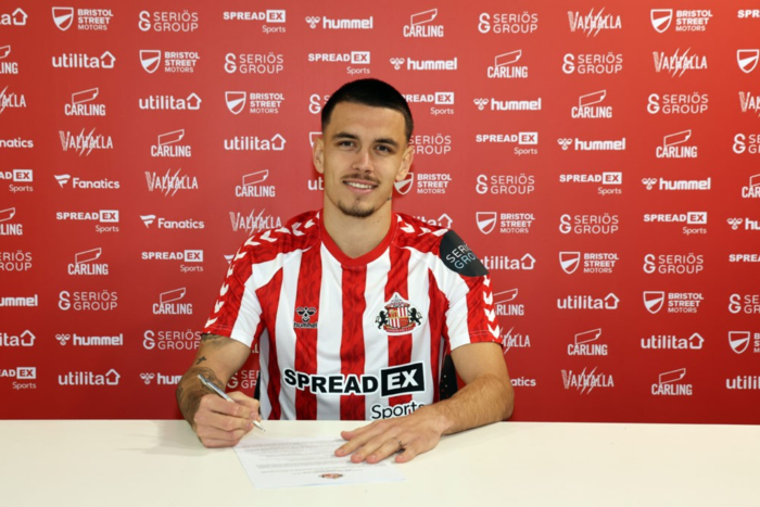 แมวดำทุบสถิติซื้อขาด ‘เลอ ฟี’ กลางโรม่า 20 ลป.