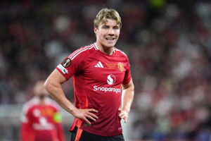 มองเห็นแวว! ‘งูใหญ่’ เข้าคุยเอเยนต์ ‘ฮอยลุนด์’