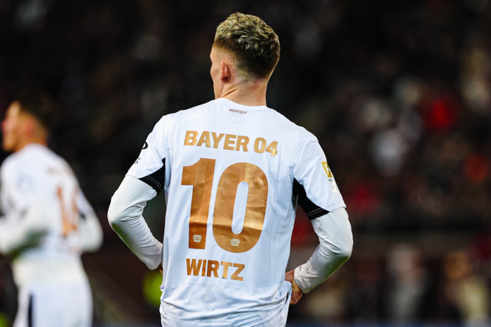 แม็คก้ายอม? เผย ‘เวียร์ตซ์’ อยากใส่เบอร์ 10 หงส์