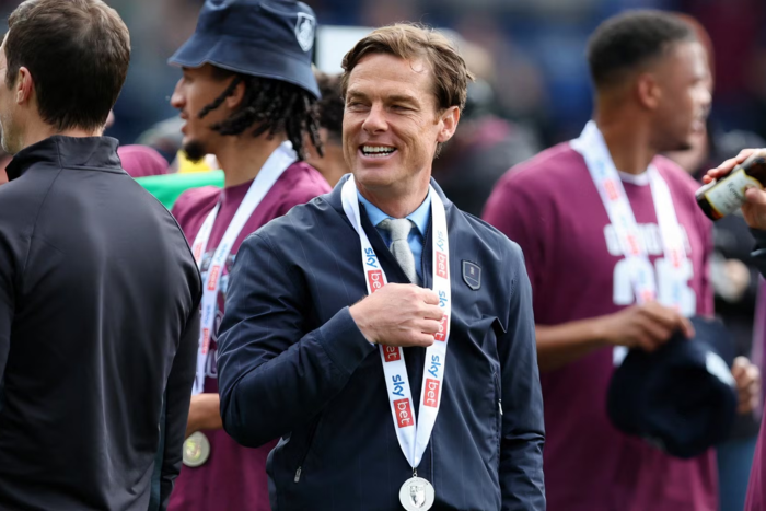 ผึ้งเล็งทาบ ‘ปาร์คเกอร์’ คุมทีมสืบทอดแฟรงค์