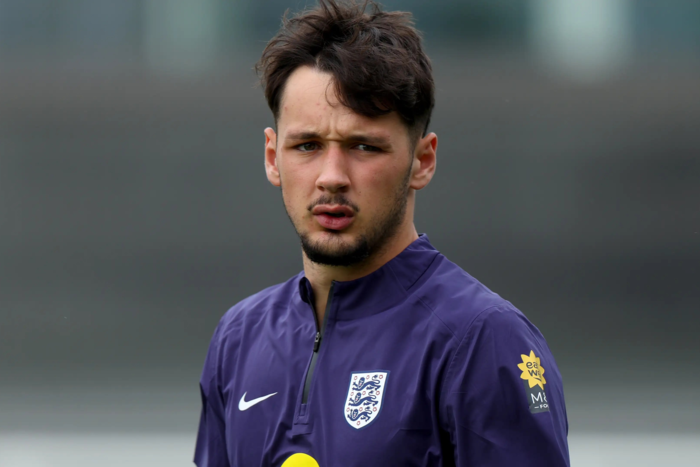 สาลิกาหวั่น ‘สิงห์’ เข้าแย่งตัว ‘แทรฟฟอร์ด’