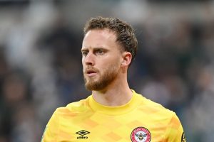 ห้างยาคุยลงตัวเตรียมเซ็น ‘เฟลคเค่น’ เฝ้าเสา 10 ล.