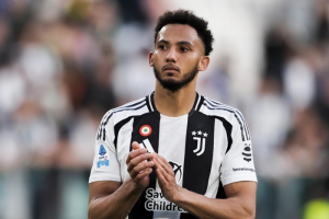 ดับข่าวย้าย! ‘เคลลี่’ หวังอยู่ม้าลายไปอีกนาน