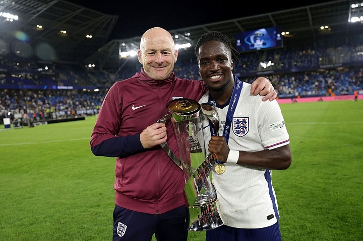 ‘คาร์สลี่ย์’ หวังพาสิงโตน้อยคว้ายูโร U21 สามสมัยติด