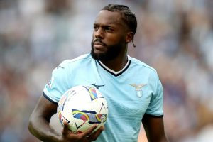 ลาโอ้เฟิร์มคว้า ‘ตาวาเรส’ ร่วมทัพถาวร