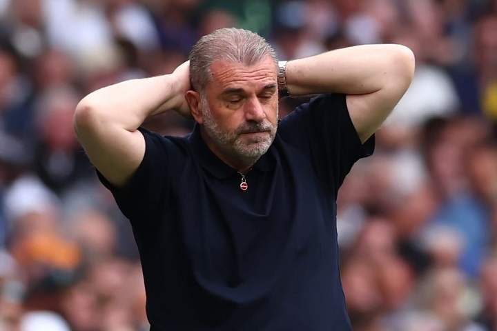 ไม่มีปีที่สาม! ไก่เลือกแล้วปลด ‘แอนจ์’ พ้นกุนซือ