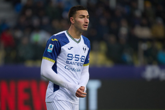 โรมาโน่ยันไบรท์ตันจ่อเซ็น ‘คอปโปล่า’ เติมหลัง