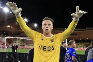 แมวดำเปิดฉากเจรจาดึง ‘บูลก้า’ เฝ้าเสา