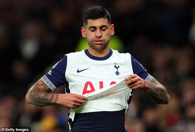 ไก่โล่งอก ‘ตราหมี’ เลิกสนใจ ‘โรเมโร่’