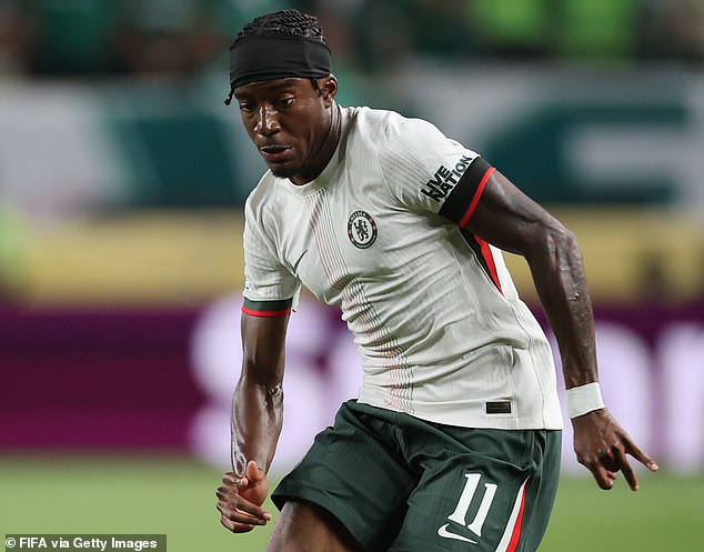 ได้ใจแฟน! เผย ‘มานูเอเก้’ ตกลงจอยปืนค่าเหนื่อยเท่าเดิม