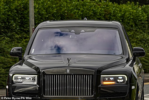 ‘บังโม’ นำขบวนแข้งหงส์รายงานตัวปรีซีซั่น