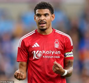 ทางนี้ยังนิ่ง! ‘กิบบ์ส-ไวท์’ ถกเจ้าป่าเพิ่มก่อนลงซ้อมตามปกติ