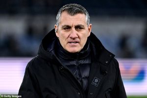 ‘โบโบ้’ เจิมสิงห์คว้าแชมป์พรีเมียร์ลีก