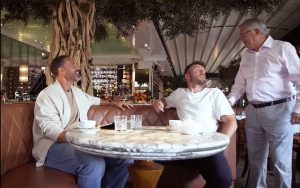 ริโอแชร์เบื้องหลัง ‘ป๋า’ โผล่เซอร์ไพรส์ระหว่างสัมภาษณ์ ‘ปลัด’