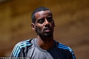 หงส์สู้ไหม?! อัล-ฮิลาลพร้อมเปย์ ‘อิซัค’ 600 k/w ไม่รวมภาษี