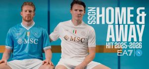 ตราแชมป์ตระหง่าน! ‘นาโปลี’ ได้ฤกษ์เปิดตัวชุดแข่งรับซีซั่นใหม่