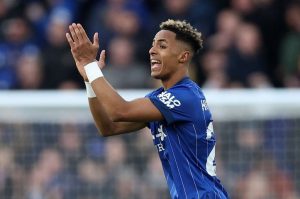 ไม่รับผ่อน! อิปสวิชปัด 35 ลป.ผึ้งขอซื้อ ‘ฮัทชินสิน’