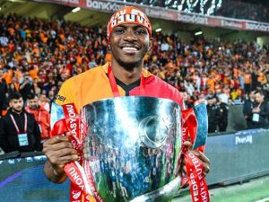 ไม่ถอย! กาลาอัพสู้ขอซื้อ ‘โอซิมเฮน’ 75 ลย.หลัง 70 ล.ถูกปัด