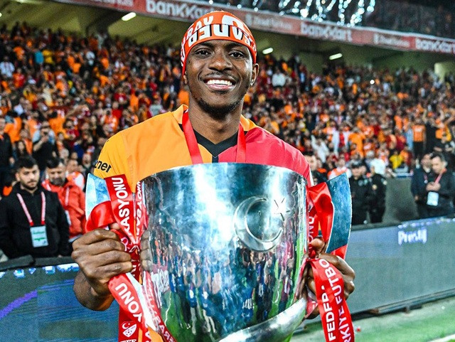 ไม่ถอย! กาลาอัพสู้ขอซื้อ ‘โอซิมเฮน’ 75 ลย.หลัง 70 ล.ถูกปัด