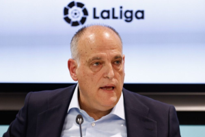 ครั้งเดียวพอ! ‘เตบาส’ ลั่นทำทุกทางหยุดสโมสรโลก