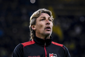 ‘ไอน์เซ่’ อดีตแบ็คผี เข้าร่วมทีมสตาฟฟ์ปืน