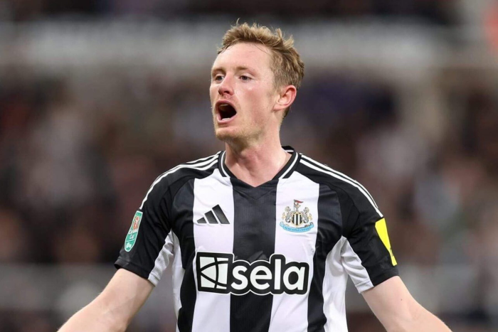 12ลป.ไม่พอ! สาลิกาปัดขาย ‘ลองสตาฟฟ์’ ให้ลีดส์