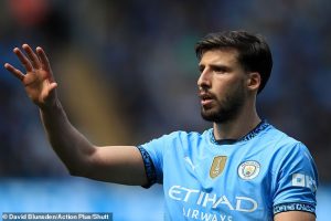 เรือเรียก ‘ดิอาส’ คุยมอบสัญญาใหม่