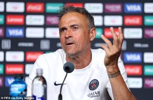 ฟอร์มทีมใหม่! ‘น้าเก้’ รับวิเคราะห์แท็กติกชุดขาวลำบาก