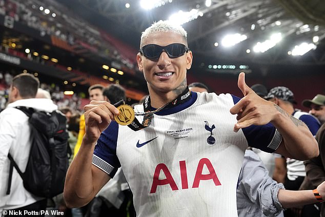 ลดเหลือ 20 ลป.! แฟร้งค์แจ้ง ‘ริชาร์ลิซอน’ หาทีมใหม่