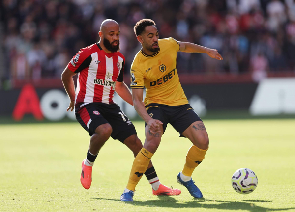 ไม่ทันเจอลีดส์! ผีพร้อมหนีบ ‘เอ็มเบอโม่’ ทัวร์เมกา