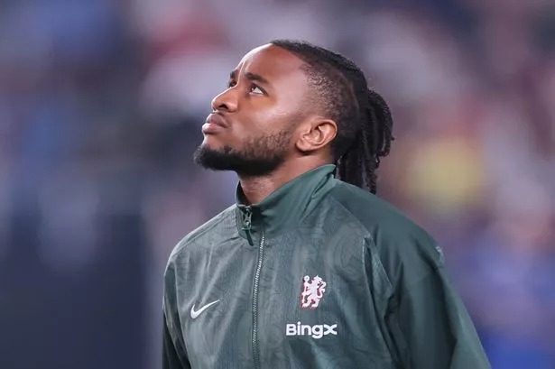 เผยมาเรสก้าจับ ‘เอ็นคุนคู’ เล่นกลางรับตอนซ้อม